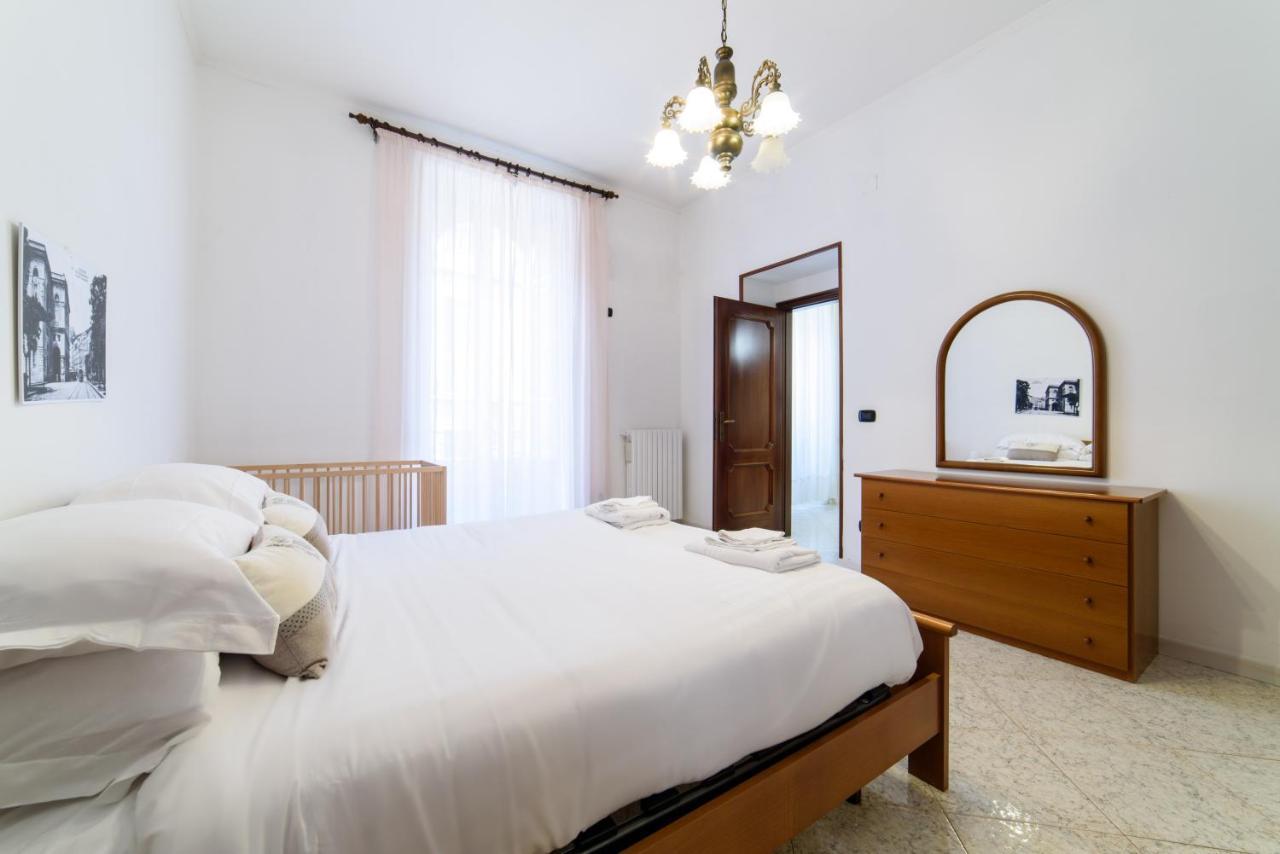 Casa Vacanze “In Centro” Salerno Kültér fotó