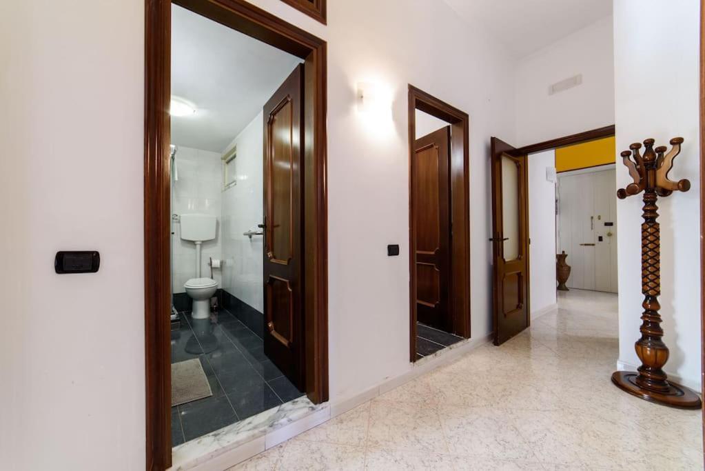 Casa Vacanze “In Centro” Salerno Kültér fotó